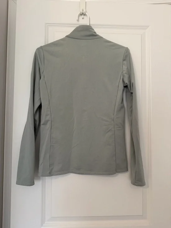 Descente Quarter Zip - Picture 3 of 3